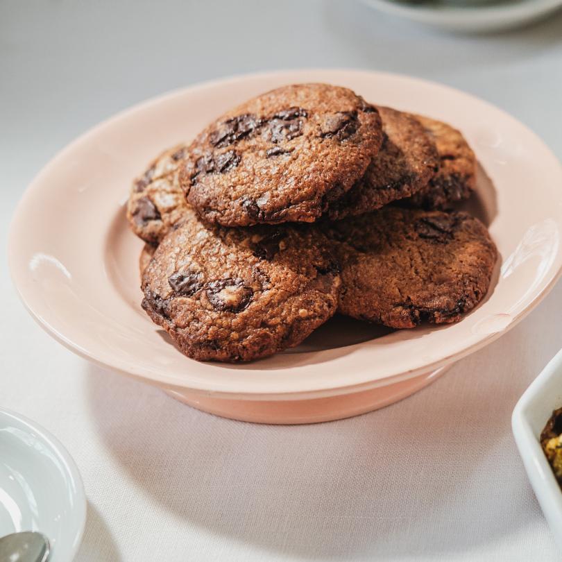 Deluxe Chocolate Chip & Sea Salt Cookies - Solid Stash