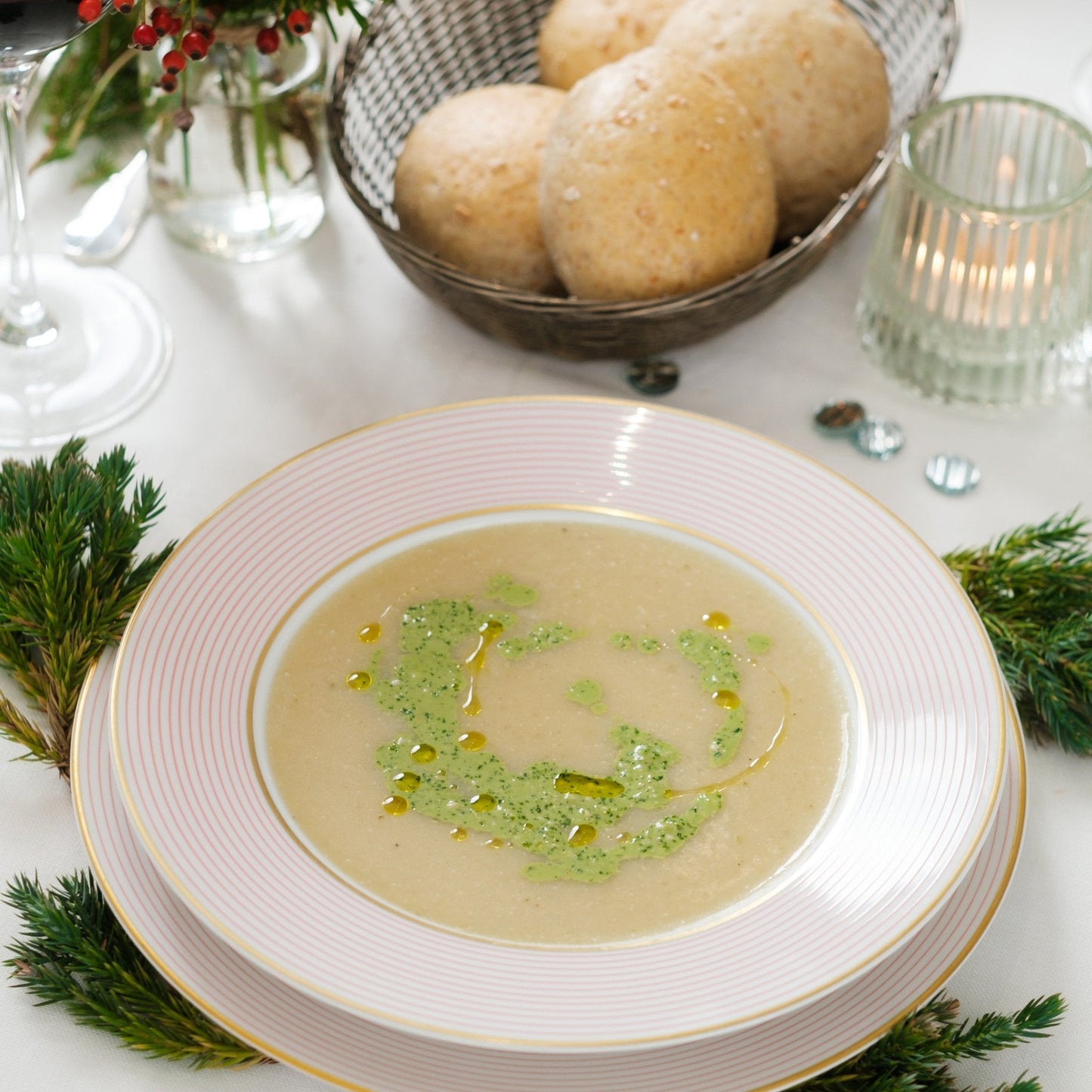 *Free* Kohlrabi Cream Soup & Walnut - Watercress pesto - Solid Stash